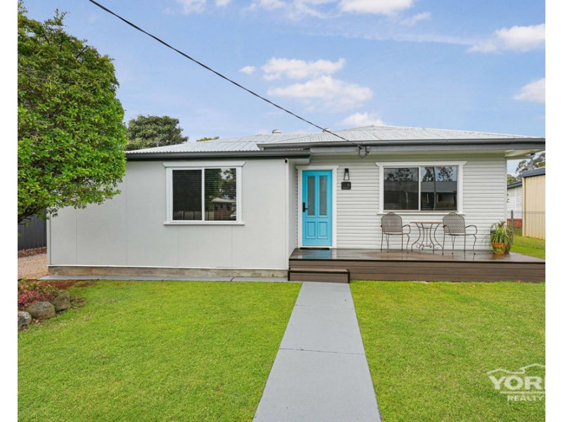 6 Wieck Street, Newtown QLD 4350