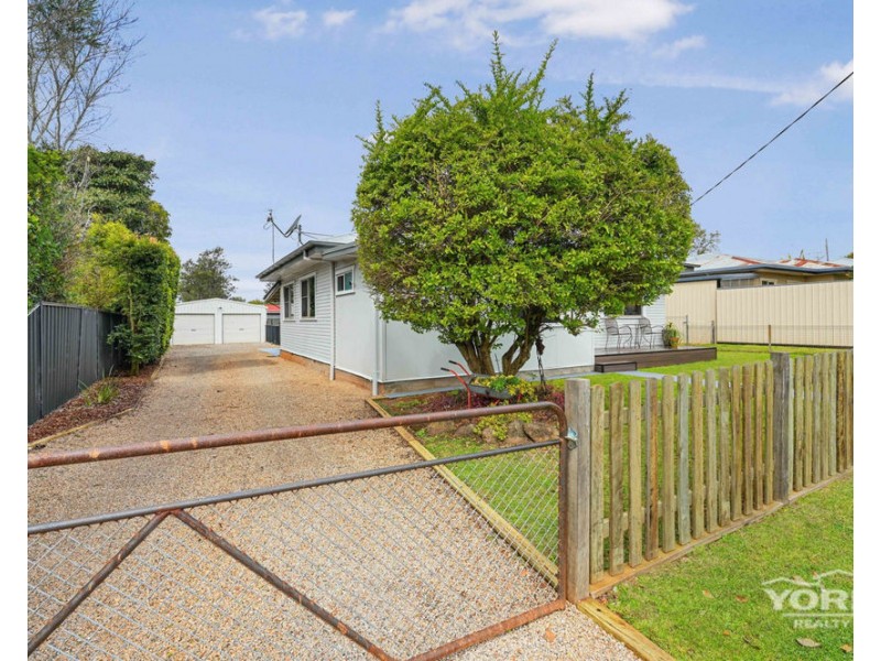 6 Wieck Street, Newtown QLD 4350