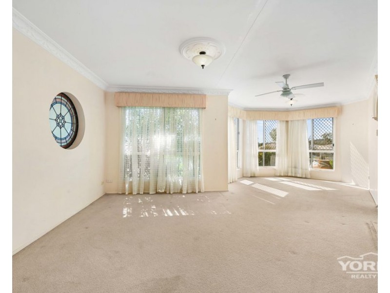 198 Stenner Street, Middle Ridge QLD 4350