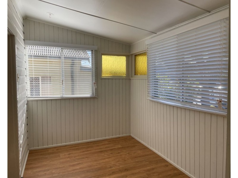 7 Pechey Street, South Toowoomba QLD 4350