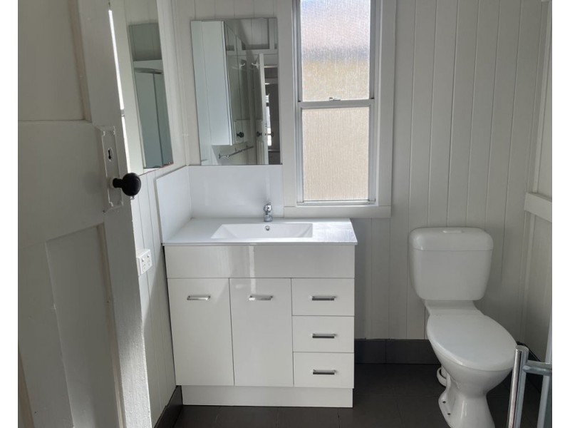 7 Pechey Street, South Toowoomba QLD 4350