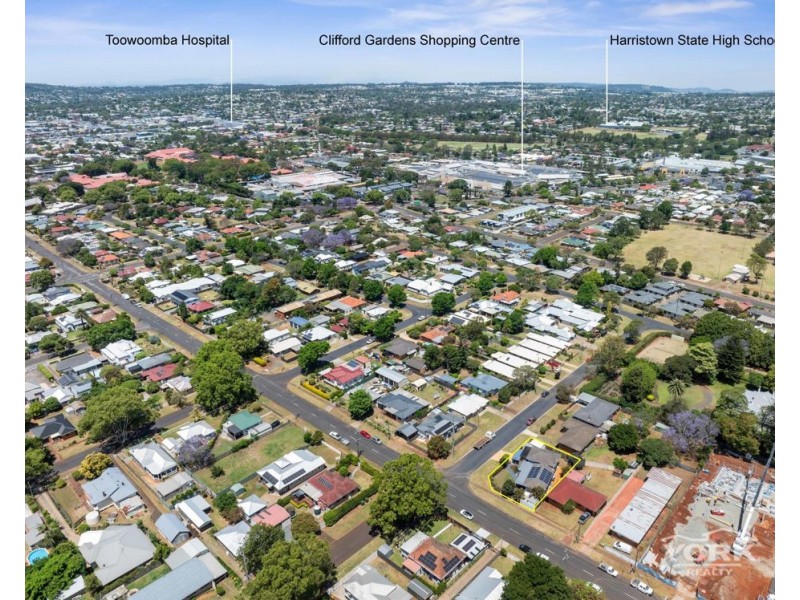 160 Hill Street, Newtown QLD 4350