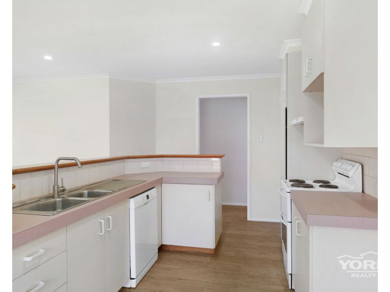 14 Pixie Drive, Kearneys Spring QLD 4350