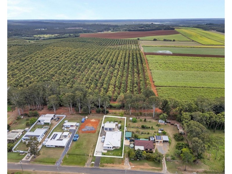 181 Station Road, Horton QLD 4660