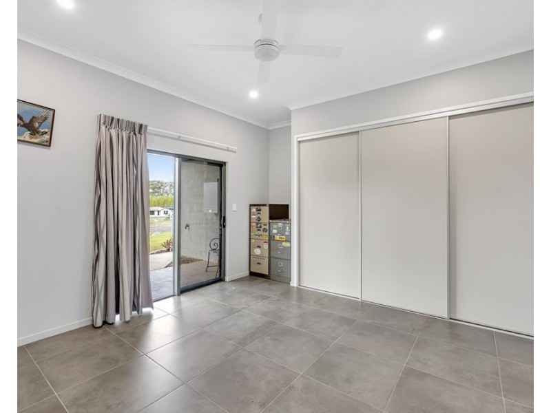 181 Station Road, Horton QLD 4660