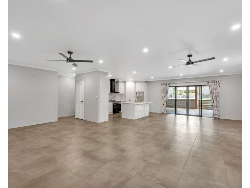 181 Station Road, Horton QLD 4660