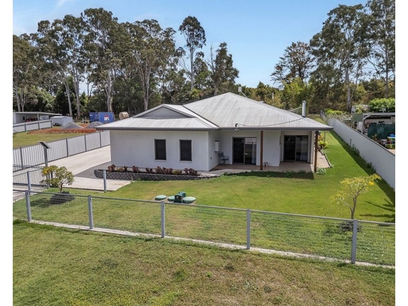 181 Station Road, Horton QLD 4660