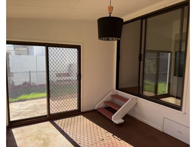 55 Rome Street, Newtown QLD 4350