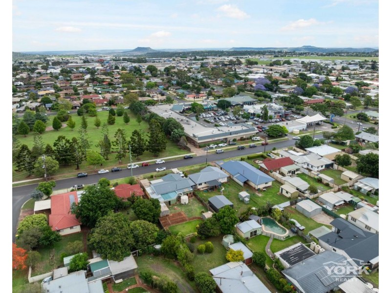 14 Wyalla Street, Newtown QLD 4350