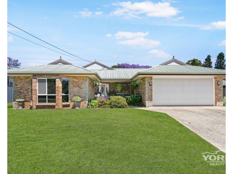 9 Leahy Street, Rockville QLD 4350