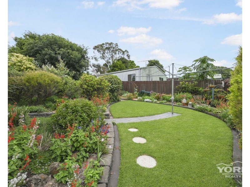 7 Hardy Court, Wilsonton Heights QLD 4350