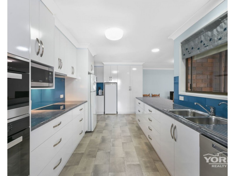 7 Hardy Court, Wilsonton Heights QLD 4350