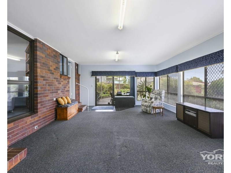 7 Hardy Court, Wilsonton Heights QLD 4350