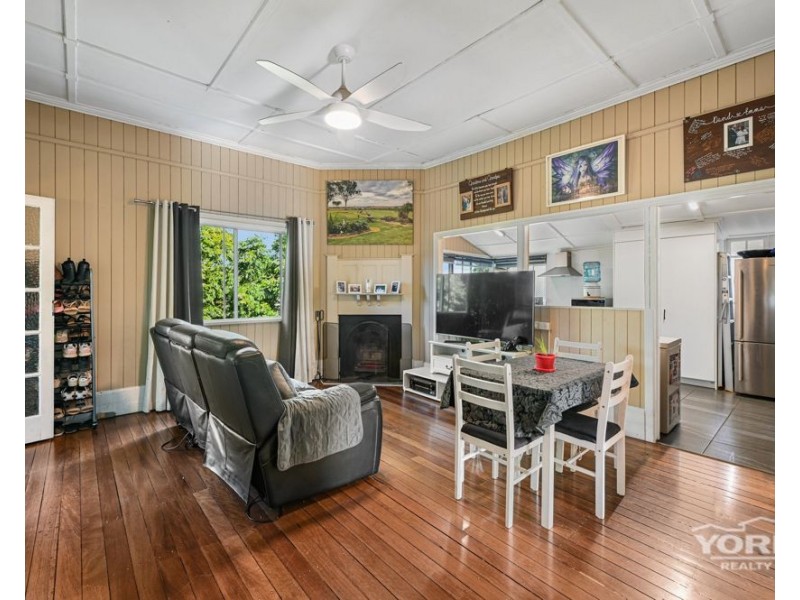 2 Vacy Street, Newtown QLD 4350