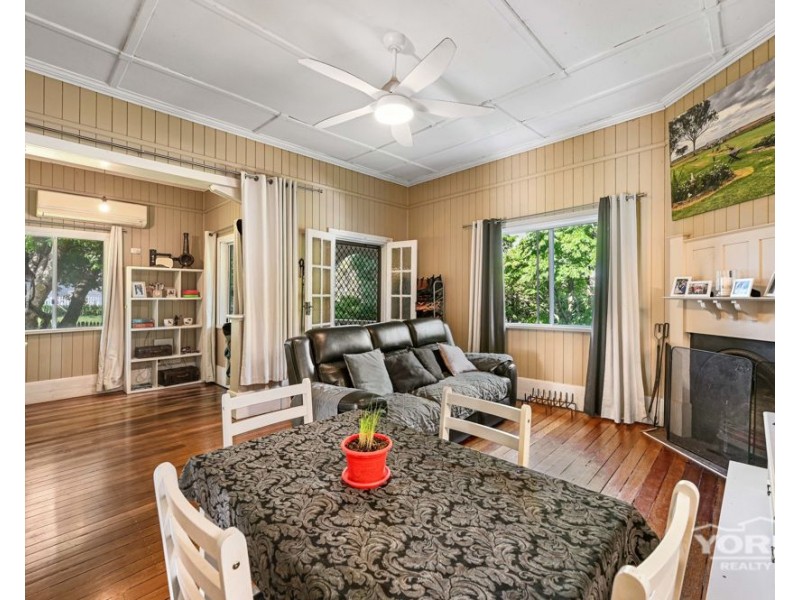 2 Vacy Street, Newtown QLD 4350