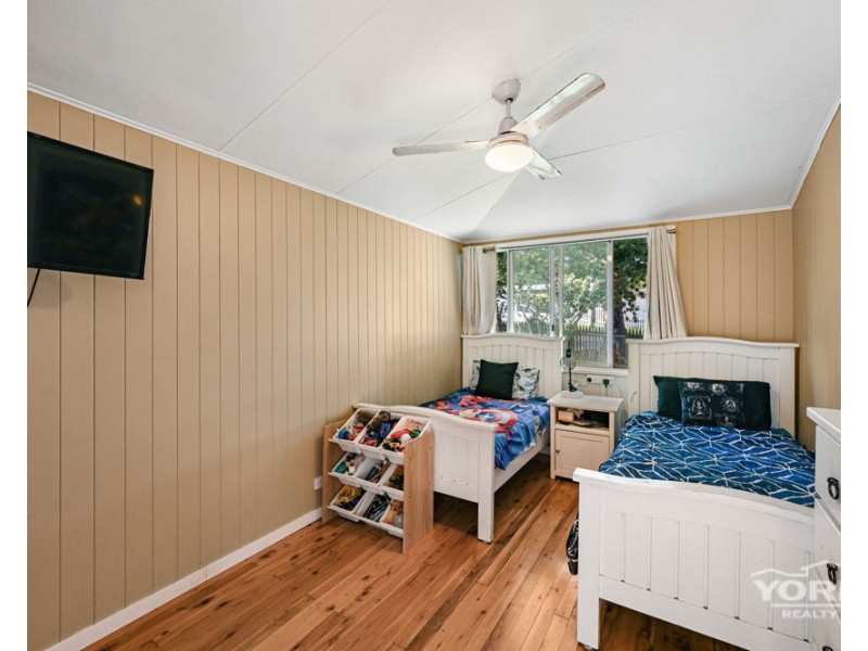 2 Vacy Street, Newtown QLD 4350