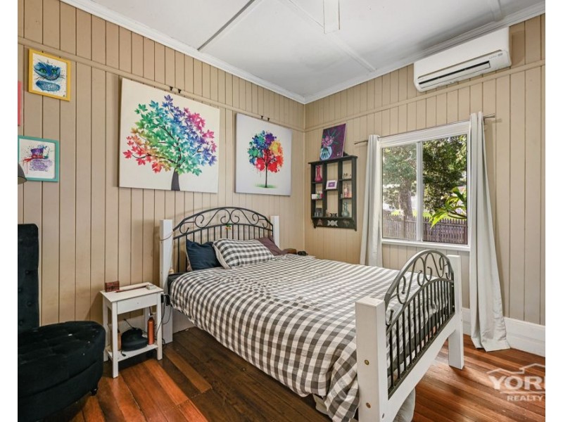 2 Vacy Street, Newtown QLD 4350