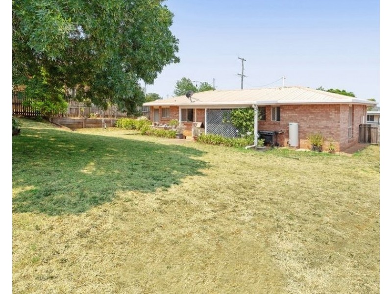 31 Marsala Court, Wilsonton Heights QLD 4350
