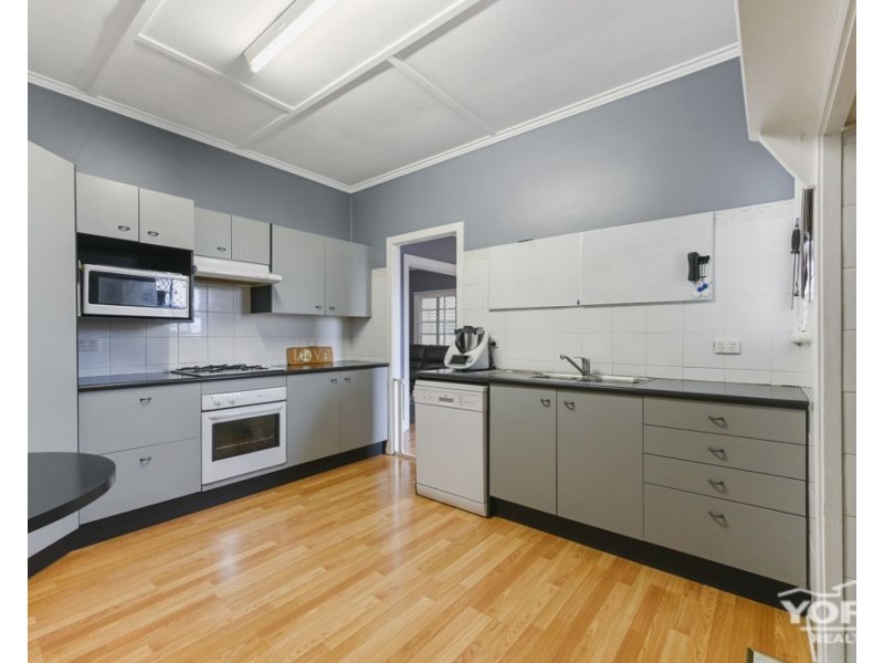 8 Ida Street, South Toowoomba QLD 4350