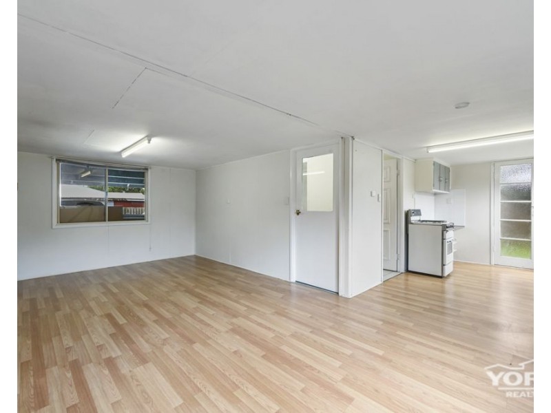 8 Ida Street, South Toowoomba QLD 4350