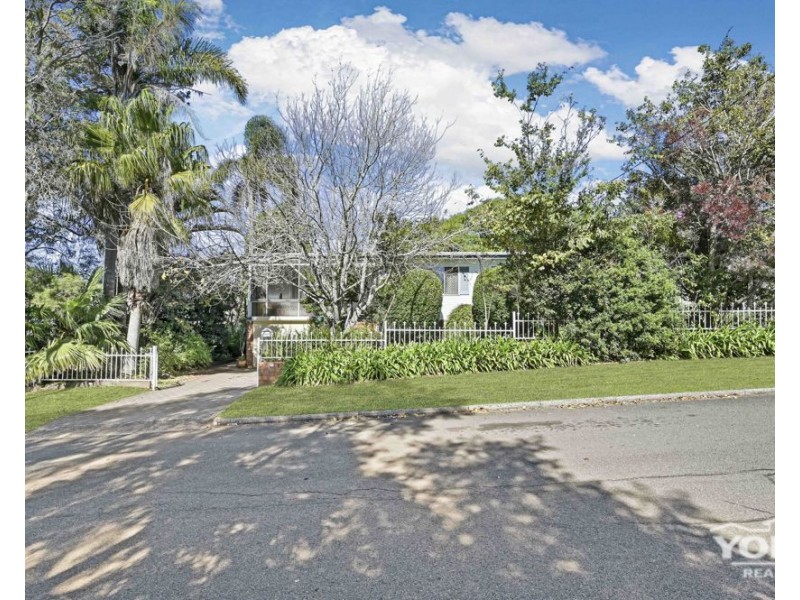 10 McNamara Street, Centenary Heights QLD 4350