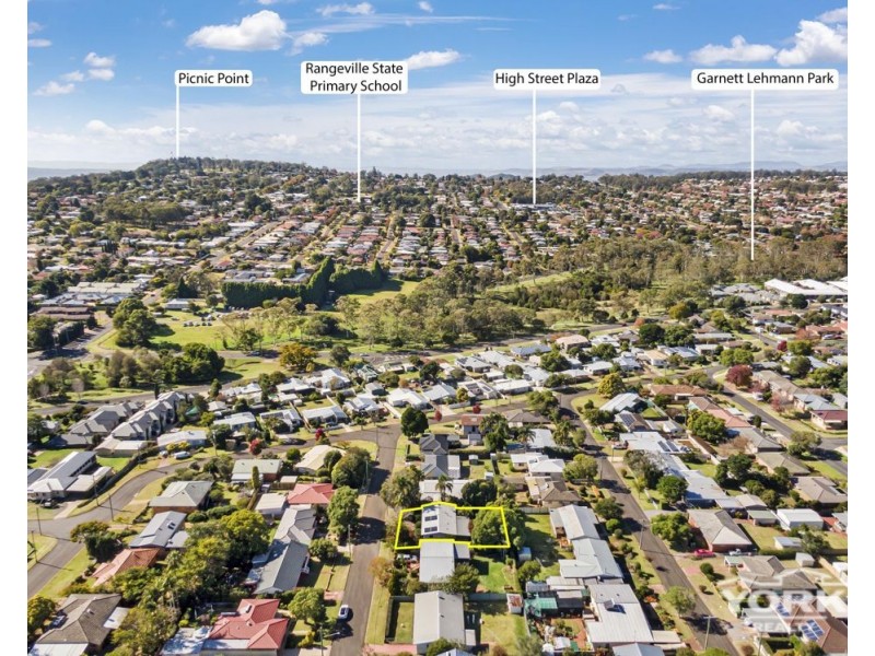 10 McNamara Street, Centenary Heights QLD 4350