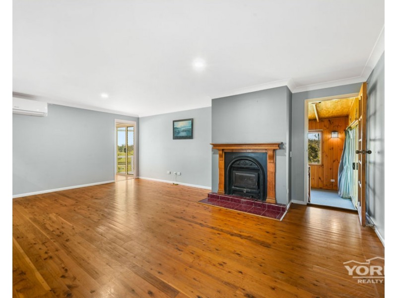 216 Peters Road, Groomsville QLD 4352