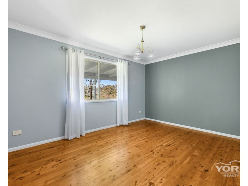 216 Peters Road, Groomsville QLD 4352