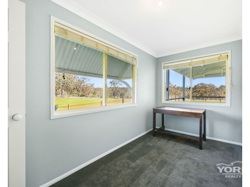 216 Peters Road, Groomsville QLD 4352