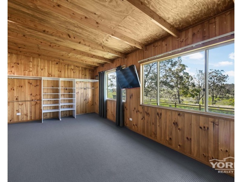 216 Peters Road, Groomsville QLD 4352