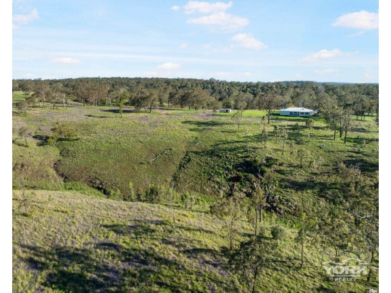 216 Peters Road, Groomsville QLD 4352