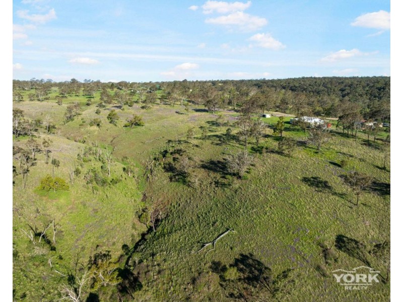 216 Peters Road, Groomsville QLD 4352