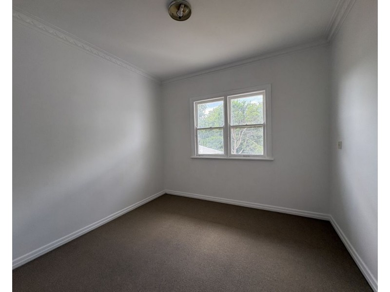 12 Hillside Street, Newtown QLD 4350