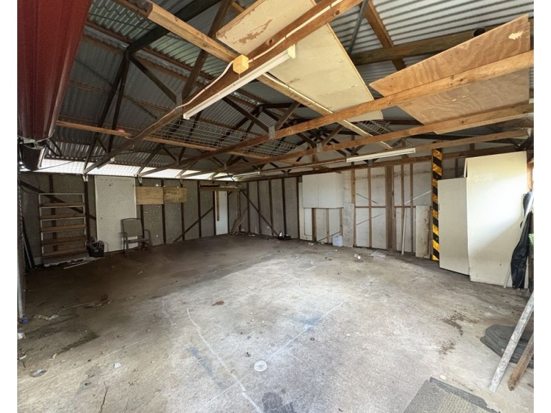 12 Hillside Street, Newtown QLD 4350