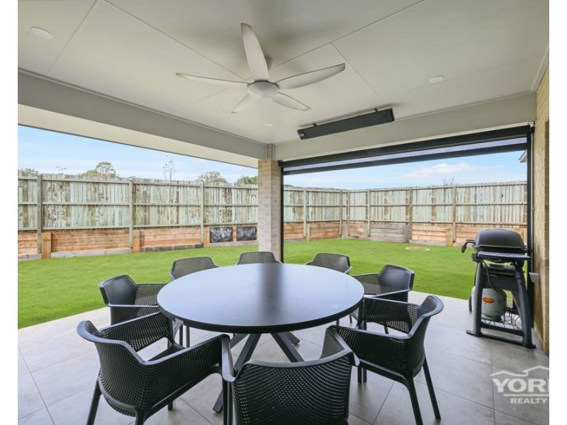 14 Kuwong Street, Highfields QLD 4352