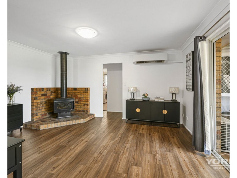 13 Roslyn Street, Westbrook QLD 4350