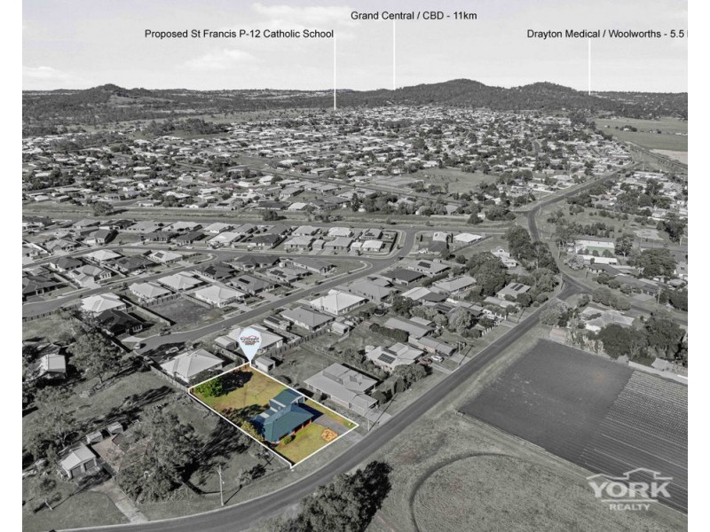 13 Roslyn Street, Westbrook QLD 4350