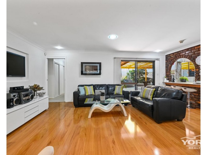 17 Oak Court, Rangeville QLD 4350