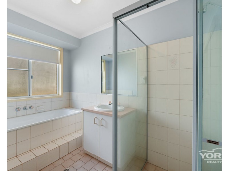 11 Traminer Drive, Wilsonton Heights QLD 4350