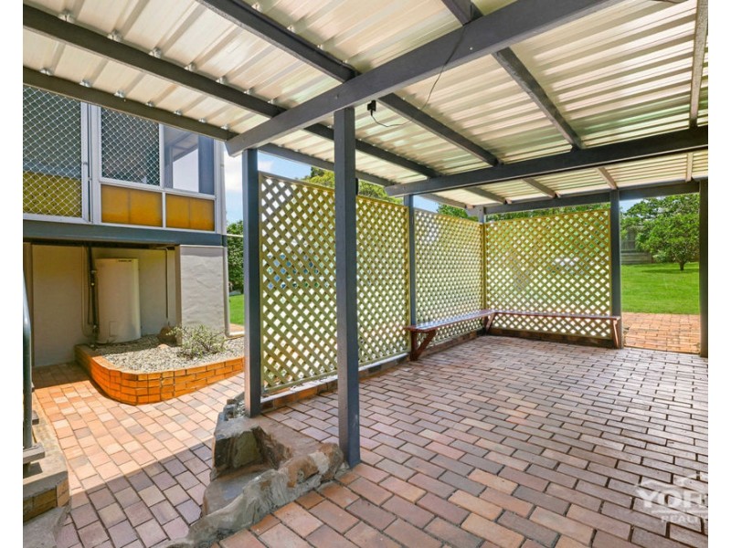 77 Hoey Street, Kearneys Spring QLD 4350