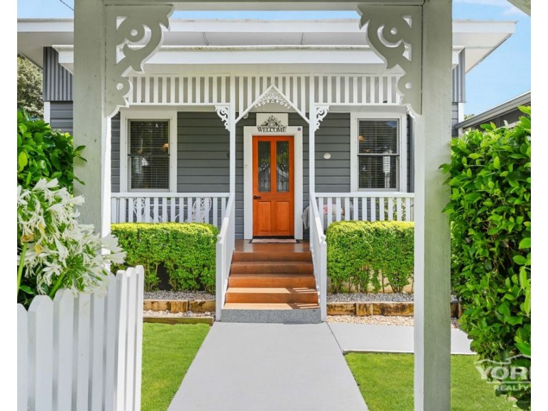 49 Bass Street, Centenary Heights QLD 4350