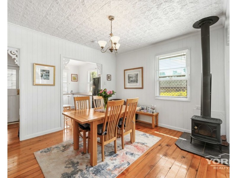 49 Bass Street, Centenary Heights QLD 4350