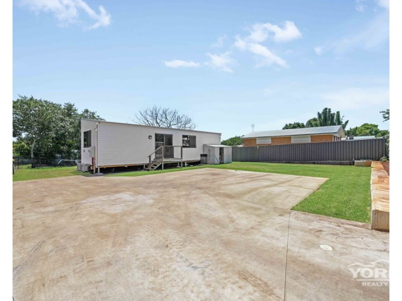 11 Avondale Street, Newtown QLD 4350