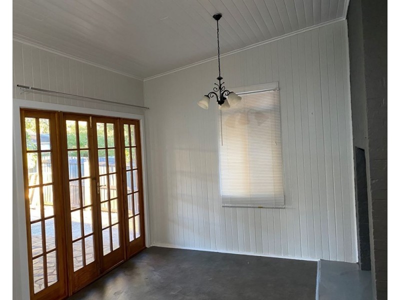 16 Allan Street, North Toowoomba QLD 4350