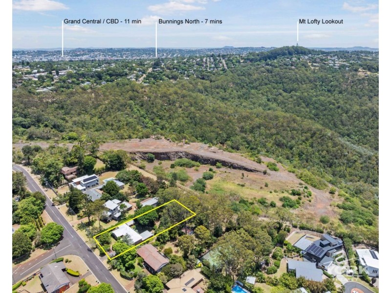 11 Prince Henry Drive, Prince Henry Heights QLD 4350