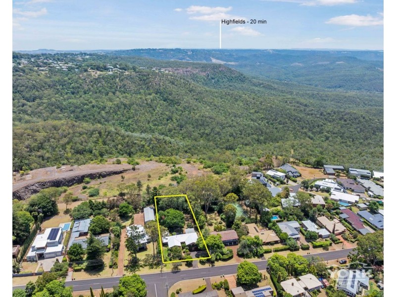 11 Prince Henry Drive, Prince Henry Heights QLD 4350