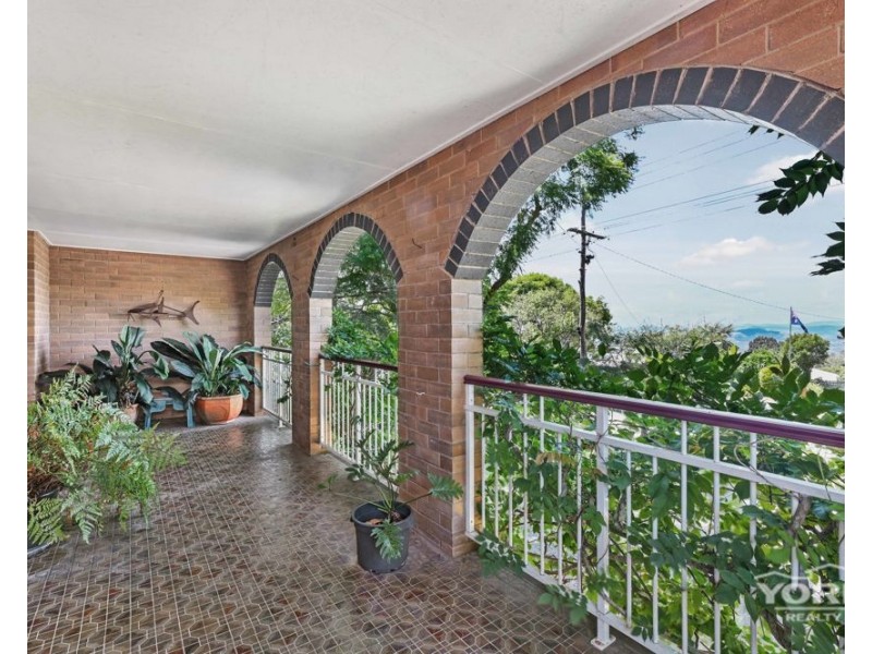 11 Prince Henry Drive, Prince Henry Heights QLD 4350