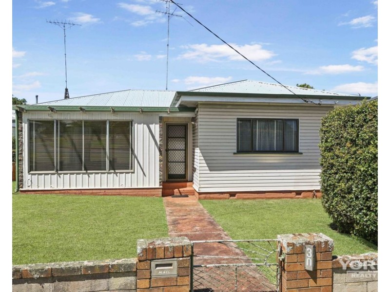 30 Shiel Street, Rangeville QLD 4350