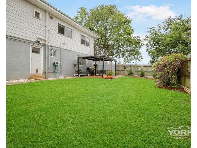 25 Park Street, Wilsonton QLD 4350