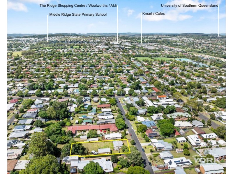 14 McIntyre Street, Centenary Heights QLD 4350